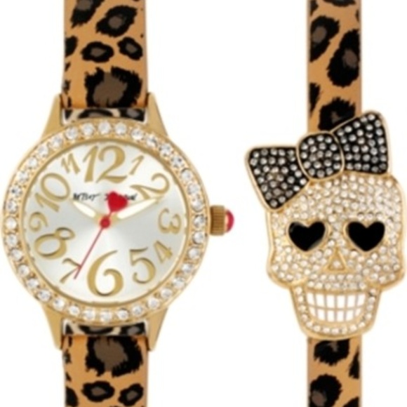 Highly Collectible from Retired pieces Betsey John - Picture 1 of 2